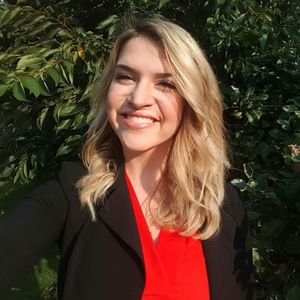 Meet your Posher, Brenna